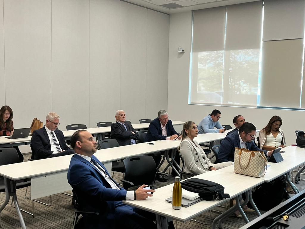 Visita Manta ECM (5)