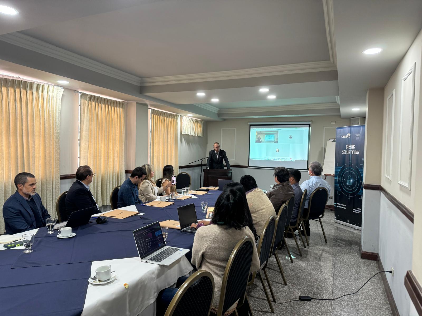 Clientes de CiberC asisten al Cisco Executive Center en NY.